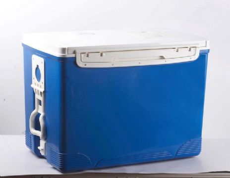 Plastic Cooler Box